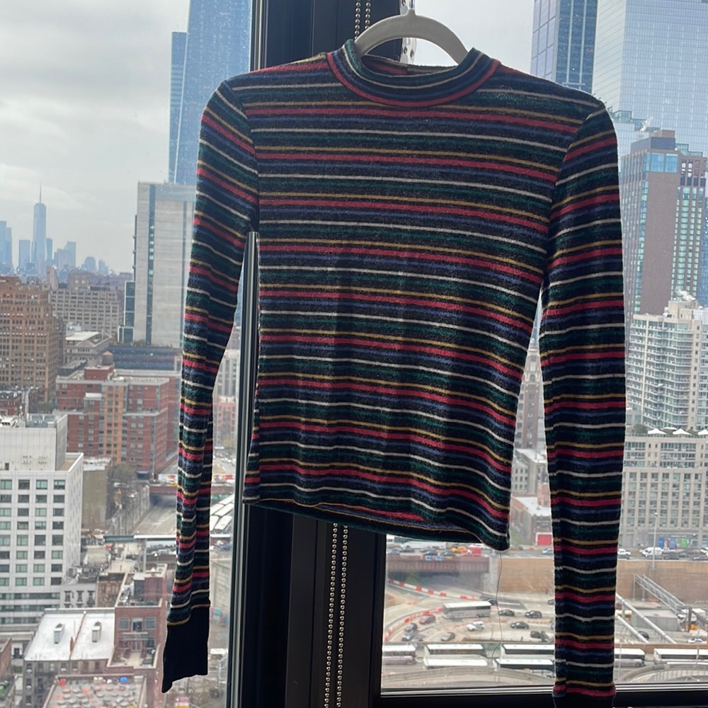 Multi colored soft long sleeve shirt